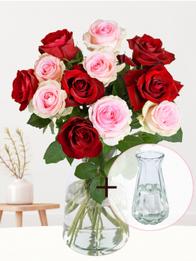 Rose bouquet Romy + glass vase