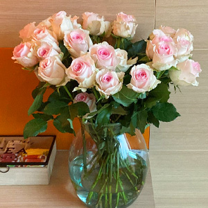 Soft pink rose bouquet