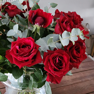 Red rose bouquet